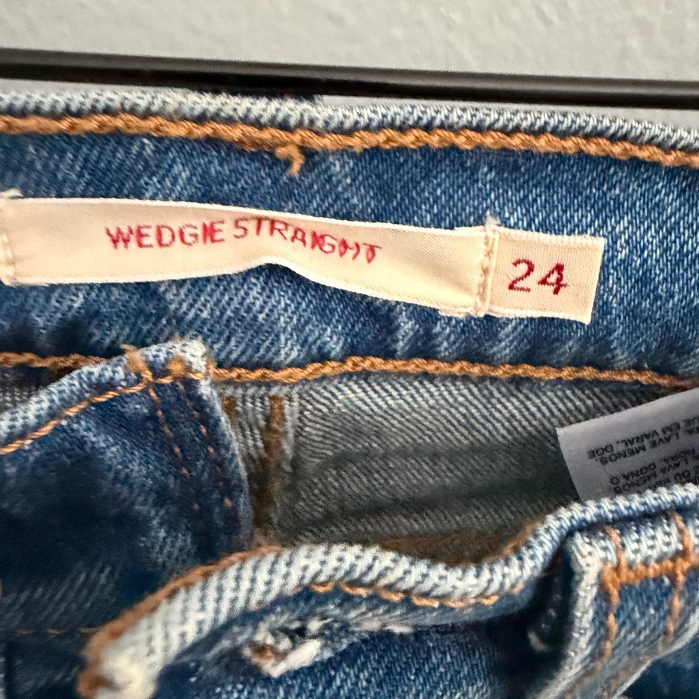 Levi's Blue Jeans Wedgie Straight Button Fly Women’s 24” - Picture 6 of 6